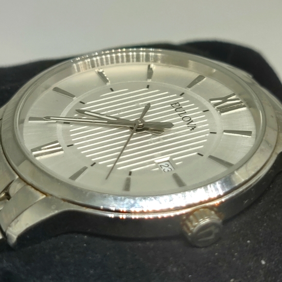 Mens Bulova Dress Watch - Picture 3 of 7